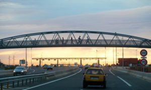 Autoroute-a-peage-senegal-eiffage