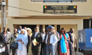 Opposants au Conseil Constitutionnel