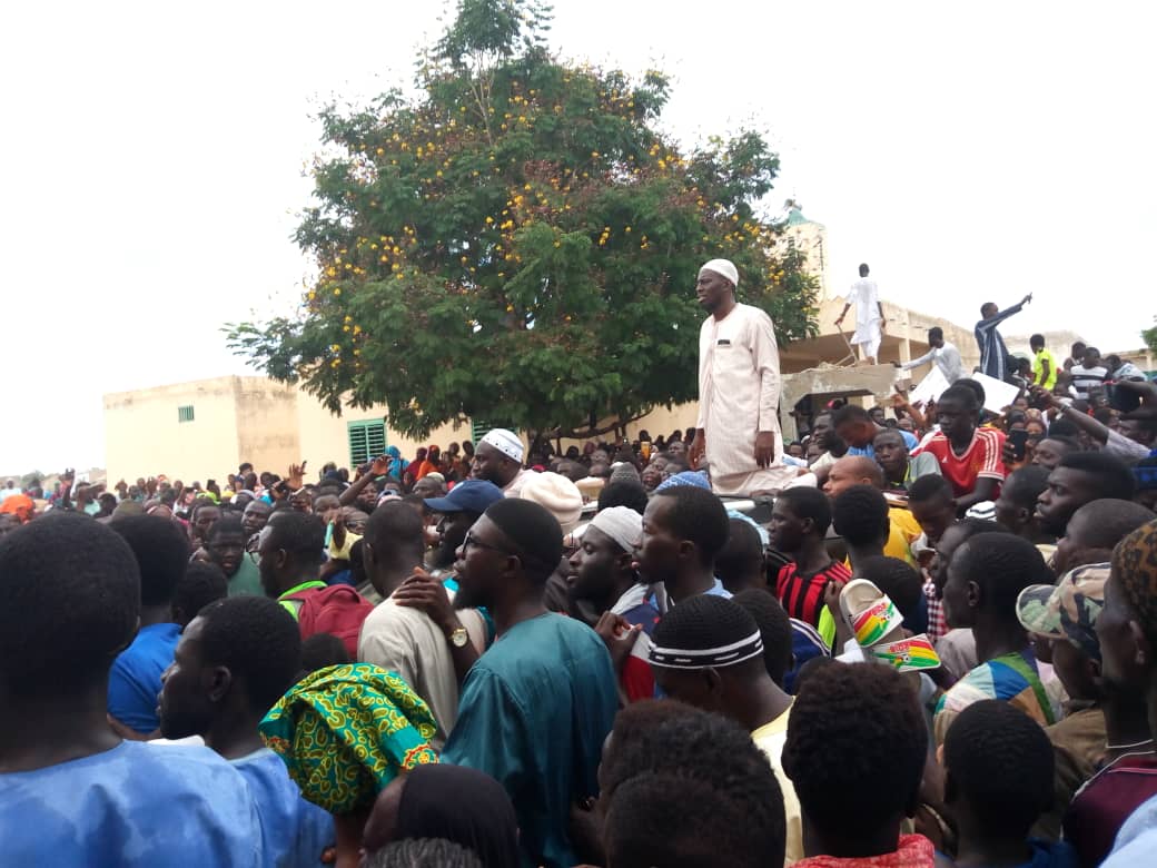 Kaolack : regarder l'arrivée d'imam Alioune Badara Ndao en images