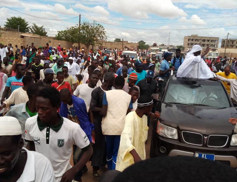 Kaolack : regarder l'arrivée d'imam Alioune Badara Ndao en images