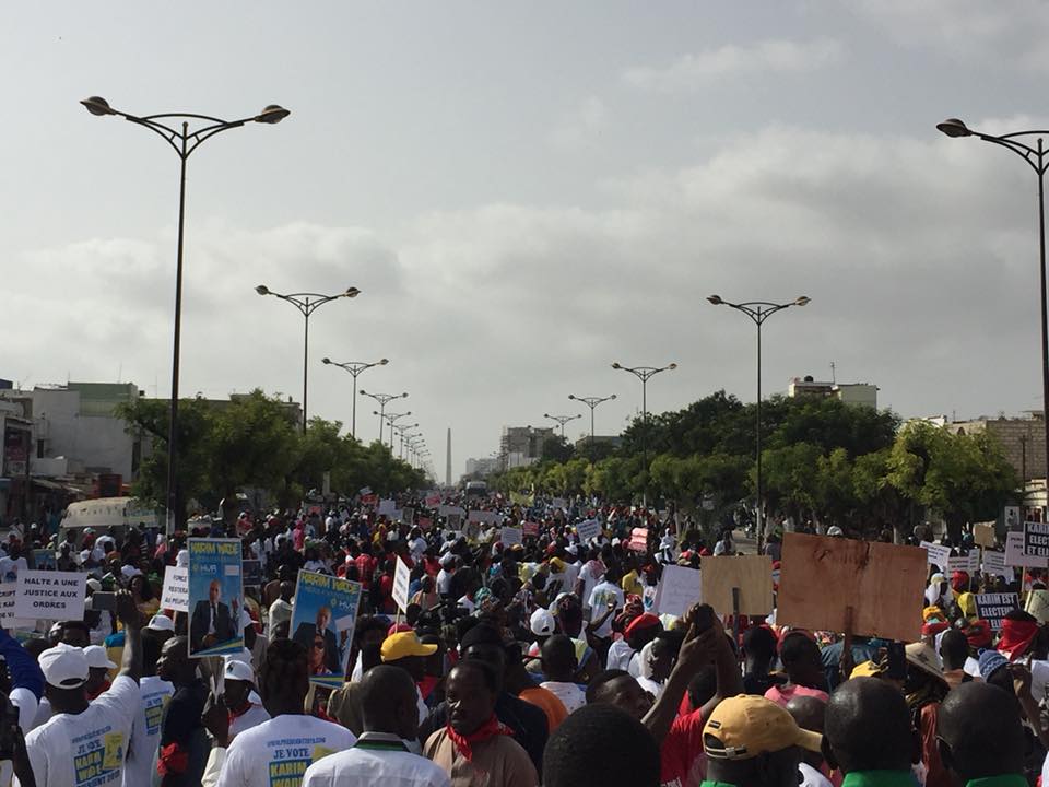 À 10 mois de la présidentielle : Impressionnante mobilisation de l’opposition pour dénoncer « le régime dictatorial » de Macky Sall