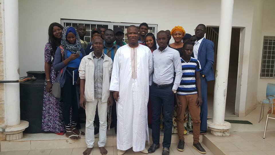 Mamadou Djigo recevant de jeunes souteneurs dont Modou Leye