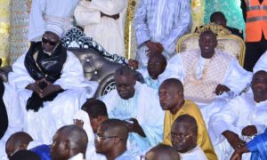 Serigne Mountakha Mbacké avec le ministre de l’intérieur