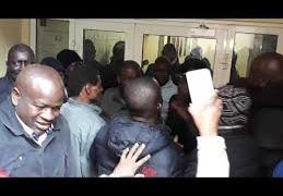 Opération « Fokharti sama carte » : l'opposition sénégalais chauffe le Consulat général du Sénégal à Paris