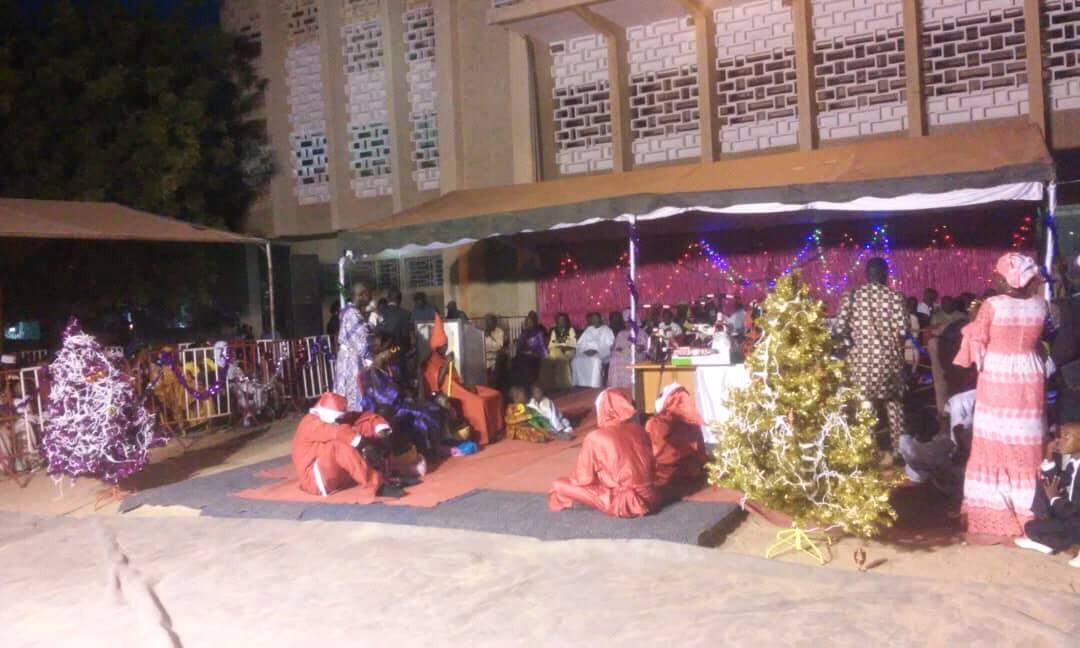 Arbre de Noel ville de Kaolack Mariama Sarr