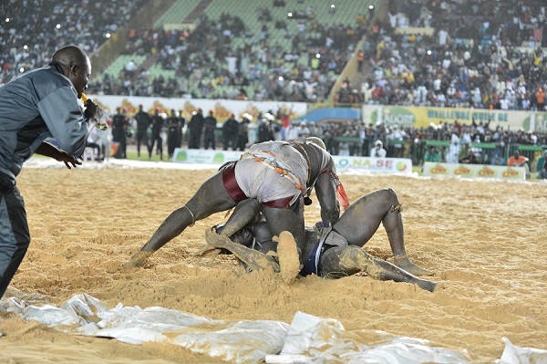 Photos : revivez la belle victoire de Balla Gaye 2 sur Modou Lo en images