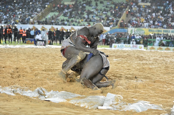 Photos : revivez la belle victoire de Balla Gaye 2 sur Modou Lo en images