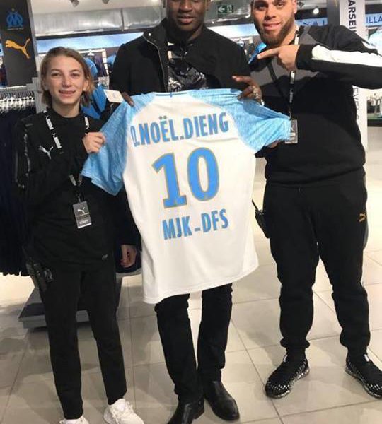 Mercato insolite : le jeune leader politique Ousmane Noel Dieng "signe" à l'Olympique de Marseille