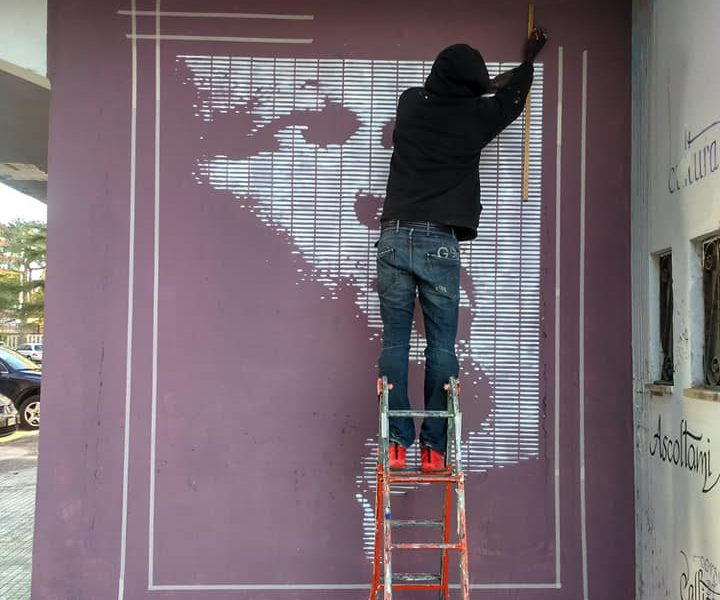 (10 photos) Incroyable: Le portrait de Ousmane Sonko peint sur un mur en Italie