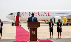 Macky Sall réceptionnant l' AirBus A330 neo