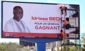 Panneau Publicitaire campagne affiche élection Idrissa Seck