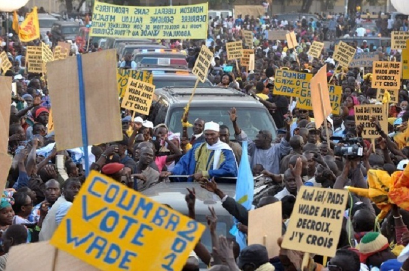 Senegal's leader Abdoulaye Wade, facing