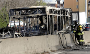 Bus en feu