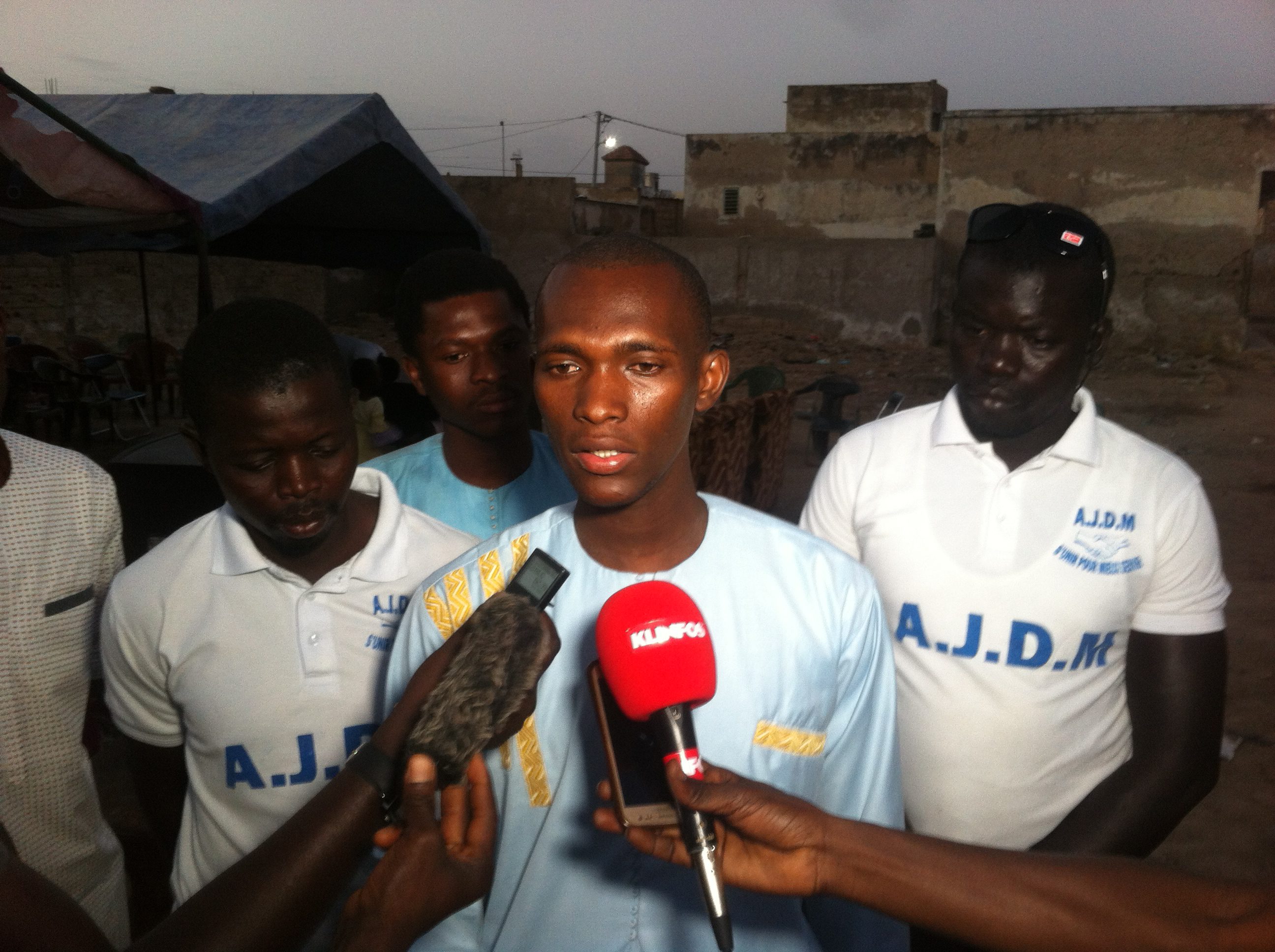 Kaolack : les jeunes de Médina Mbaba au chevet des talibés de leur quartier