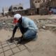 Kaolack : les jeunes de Médina Mbaba démarrent par leur propre moyen, la construction d'un pont pour la traversée du canal à ciel ouvert de leur quartier