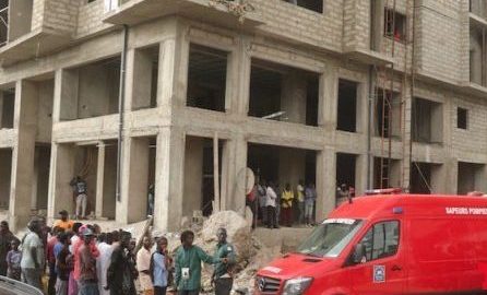 Dakar : un carreleur tombe du 5èm étage d’un immeuble et meurt sur le coup