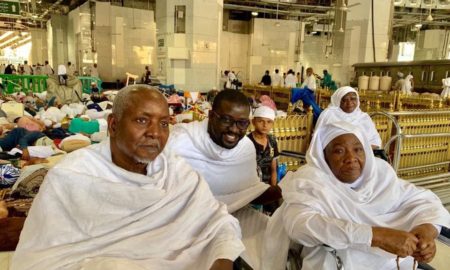 Photos : Serigne Baba Lamine Niass et sa soeur Seyda Mariama Niass à la Mecque