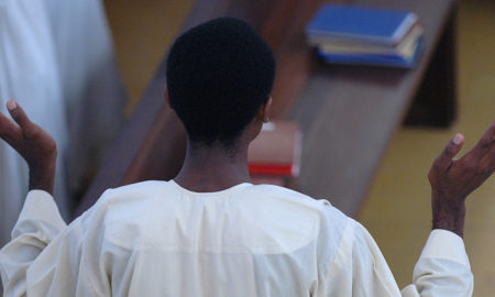 À Dakar : un prêtre se suicide pour cacher sa relation amoureuse… sa partenaire risque deux ans de prison
