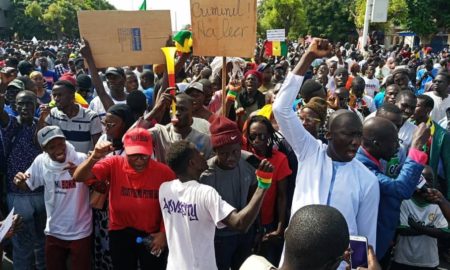 Affaire PetroTim : mobilisation monstre de l’opposition sénégalaise à Dakar, les organisateurs comptent récidiver tous les vendredis