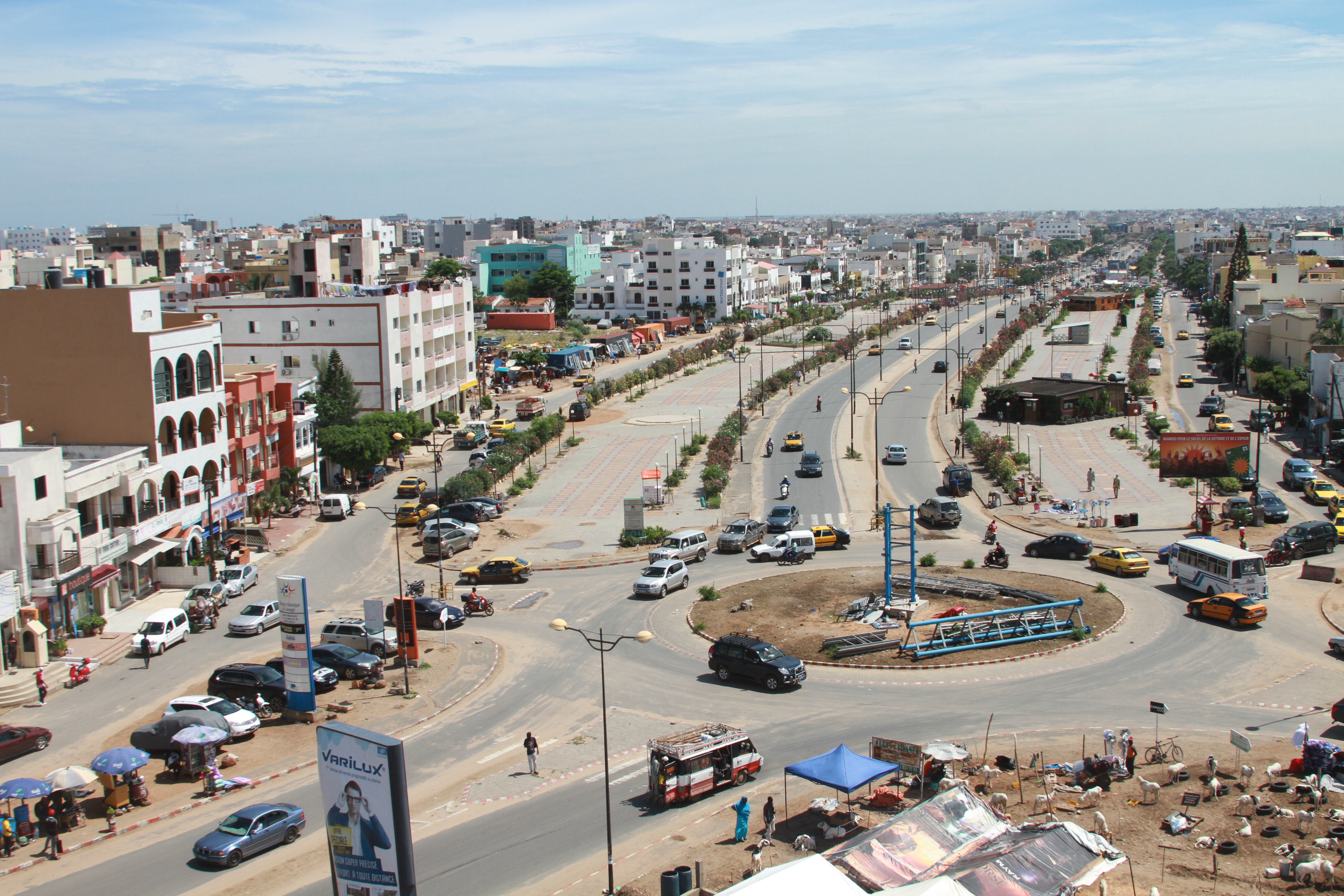 Deux voies sacré coeur Dakar rue