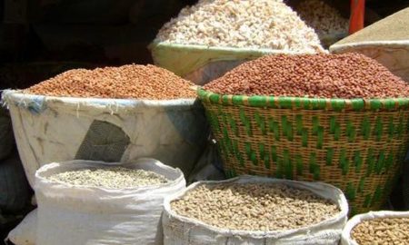 Des sacs d'aliments au Sénégal l'autosuffisance alimentaire