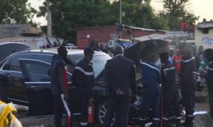 limousine_Presidentielle-feu_02-la-limousine-Macky-Sall-
