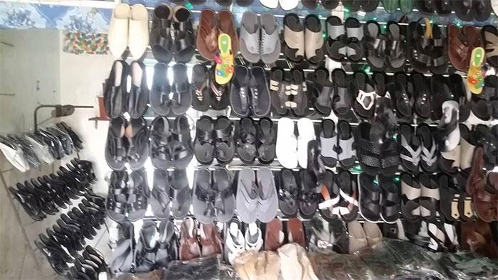 Kaolack : les cordonniers etouffés par le déluge des chaussures chinoises