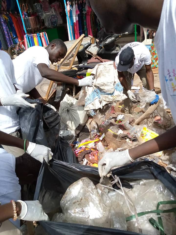 Kaolack : l’UJDS s'engage dans la lutte contre les déchets plastiques