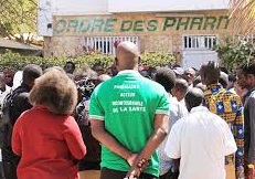 Incident à la pharmacie Fadilou Mbacké : les pharmaciens privés apportent leur soutien à Cheikhouna Gaye