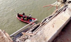 Ziguinchor : un camion tombe du pont Emile Badiane et fait 1 mort et 2 portés disparus