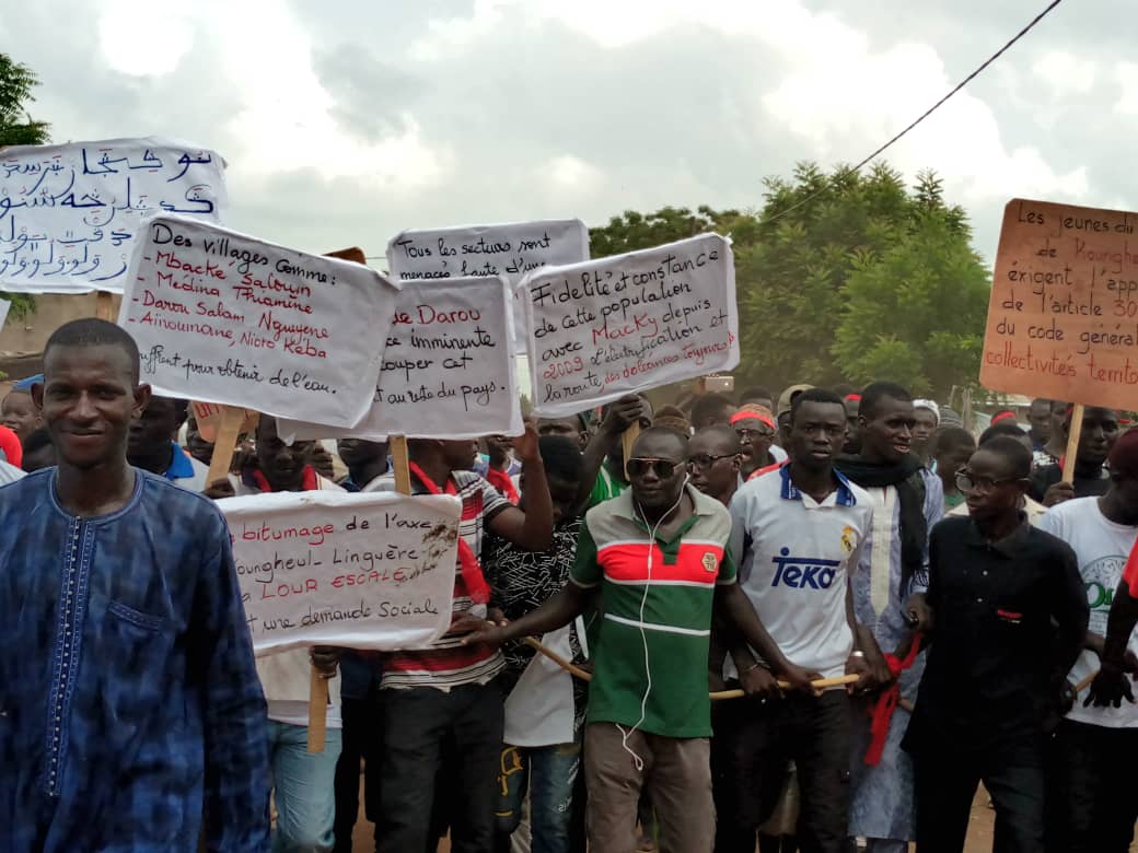 Lour Escale : les jeunes du MADCLE manifestent pour réclamer leur part du Sénégal Émergent