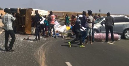 Drame à Dakar : un jeune perd la vie dans un accident sur l'autoroute à péage