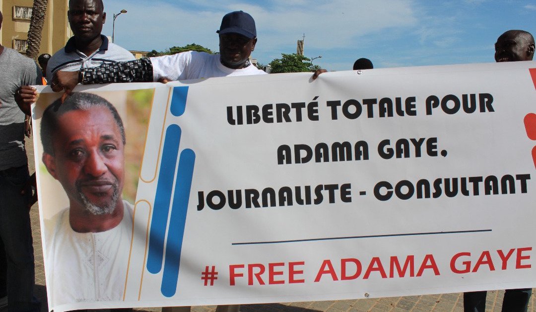 Manifestation de soutien au Journaliste Adama Gaye