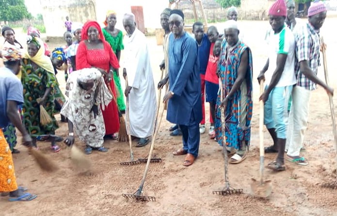 Nioro : Dabaly répond à l'appel de Macky Sall sur les investissements humains pour un Sénégal propre