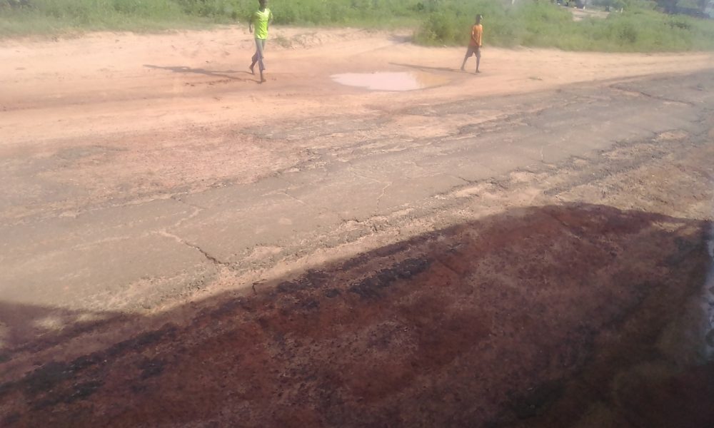 Kaolack : regardez le mauvais état de la route Mbadakhoune-Kahone