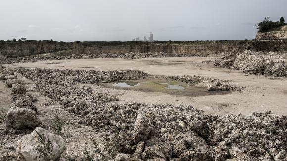 À Bandia: la population contre l'installation d'une nouvelle cimenterie pour protéger ses terres agricoles