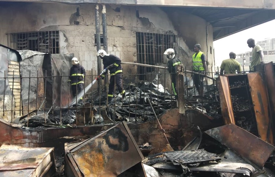 Incendie à Pétersen (Dakar) : plus de 15 millions partis en fumée