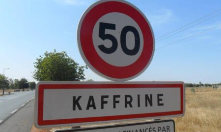 Panneau route Kaffrine
