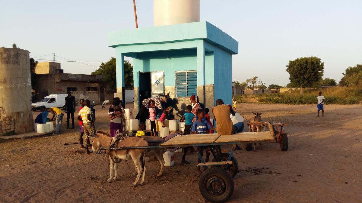 des enfants sur une charrette à Sibassor