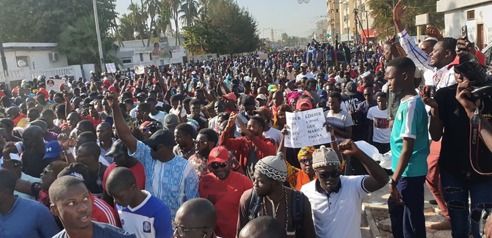 Manifestation : les images de la forte mobilisation de Noo Lank à Dakar