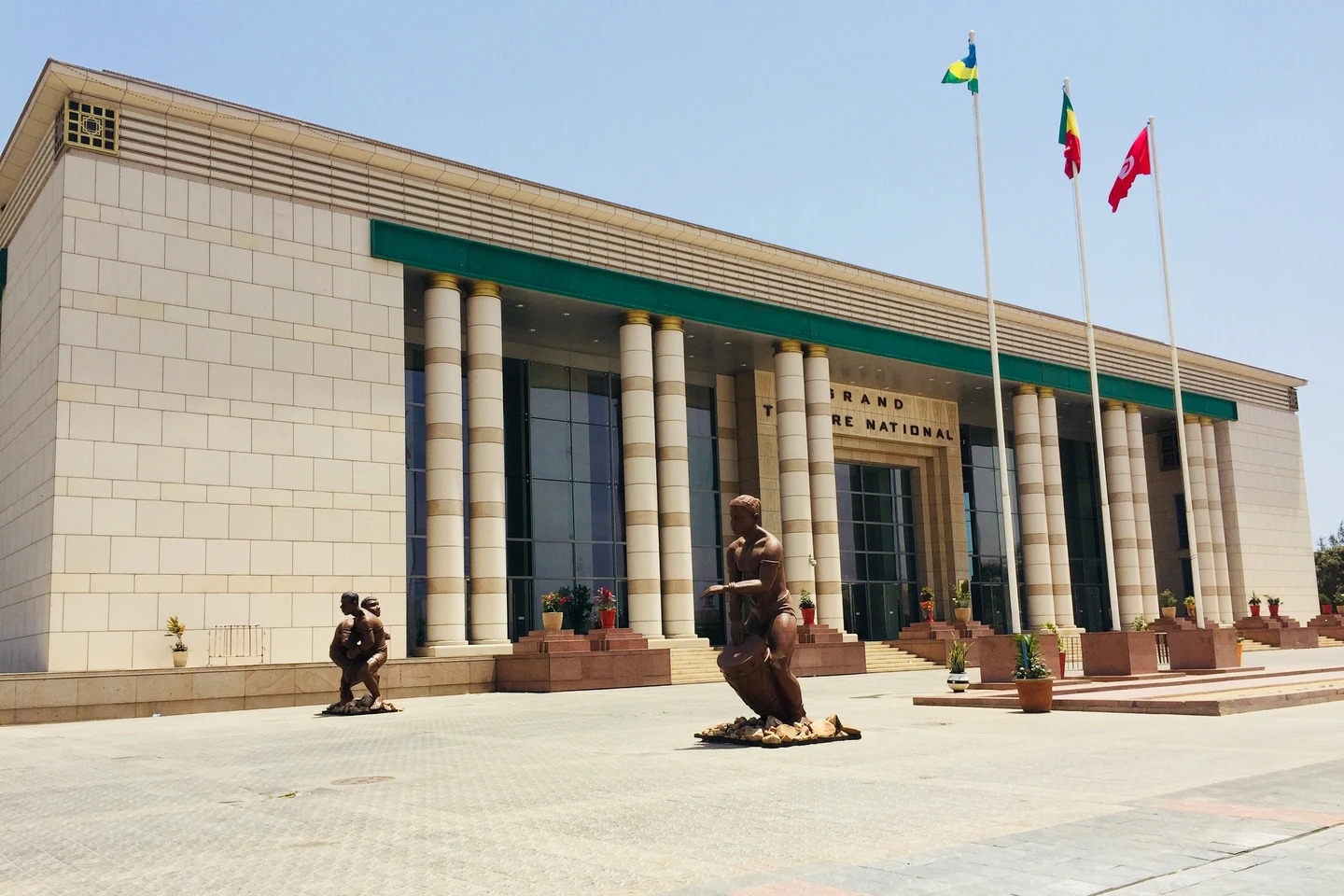 Grand-Théâtre-National-de-Dakar-