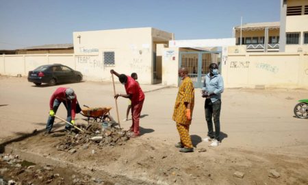 "Cleaning Day" à Kaolack : la population de Dialégne répond massivement à l'appel