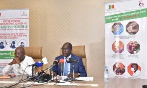 Abdoulaye Diouf Sarr Réunion de plaidoyer avec les artistes du Sénégal dans le cadre de la lutte contre l’épidémie de la Maladie à Coronavirus.