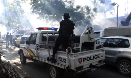 Police Sénégalais voiture