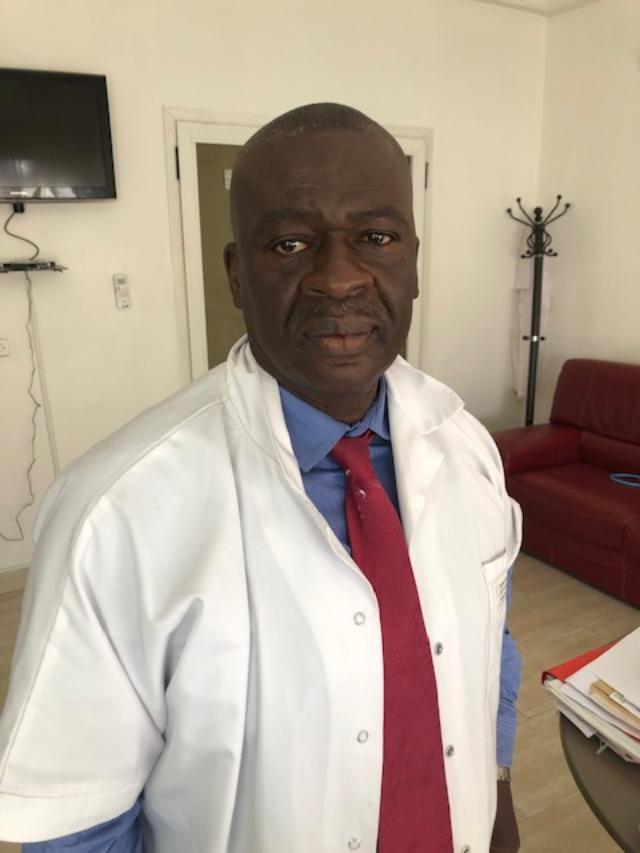 Un médecin sénégalais écrit à Jean-Paul Mira :  "mon cher tu as perdu une occasion de te taire"