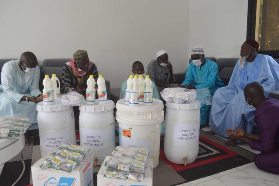 Coronavirus à Kaolack : Mbaye Ngom fait un don aux Imams de Touba-Ndorong