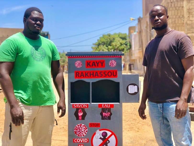 deux Sénégalais créent un lave-mains autonome baptisé Kayy Rakhassou