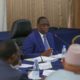 Macky Sall à côté d'Abdoulaye Diouf Sarr lors du conseil présidentiel sur le coronavirus
