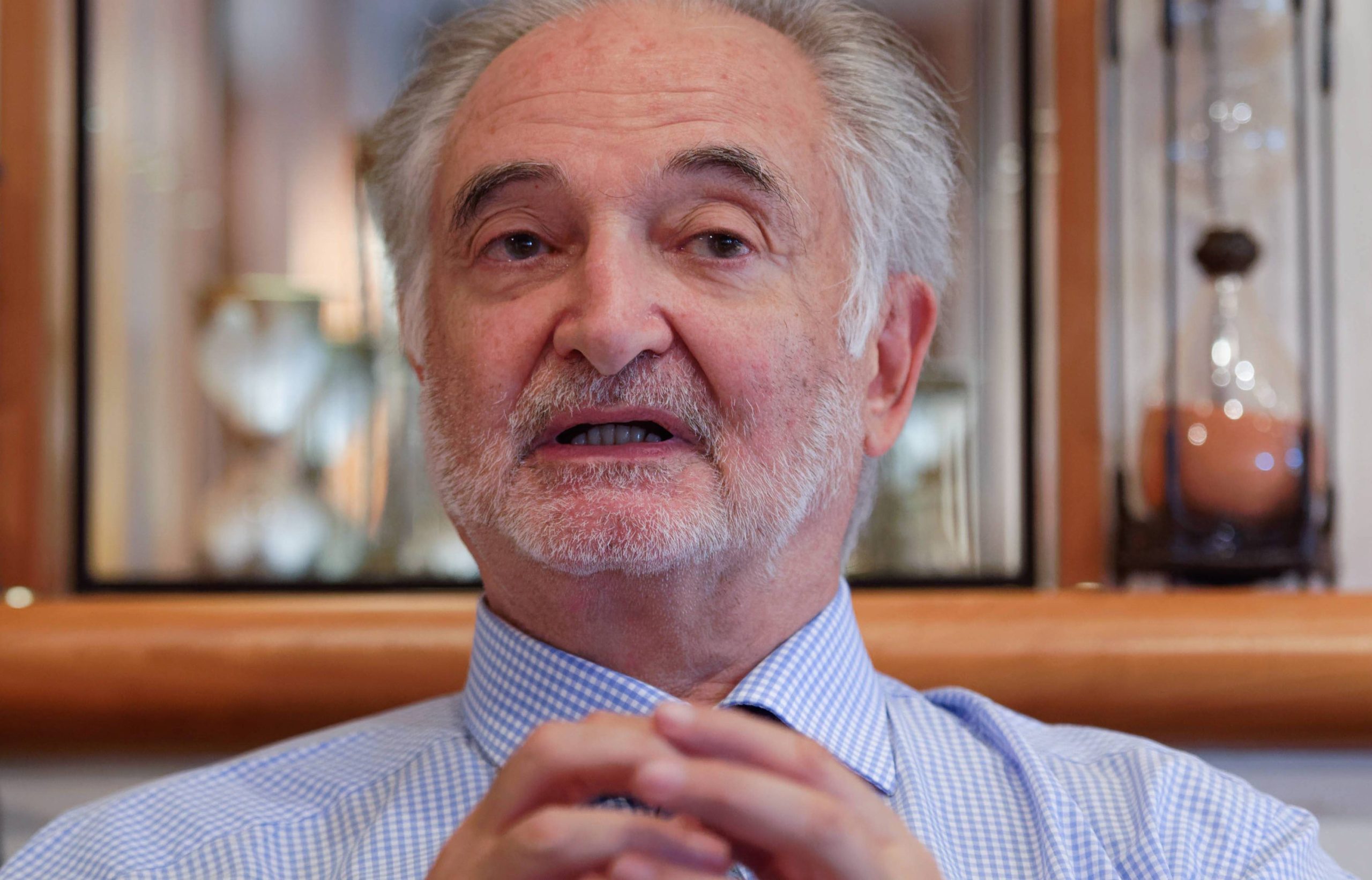 léconomiste-français-Jacques-Attali--scaled.jpg