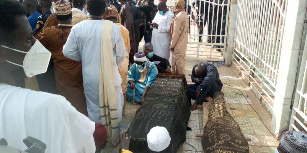 En direct de Médina Baye : les premières images de l'inhumation de Seyda Fatoumata Zahra Niass